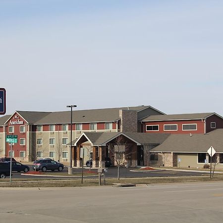 Americinn By Wyndham Cedar Rapids Airport Exterior photo